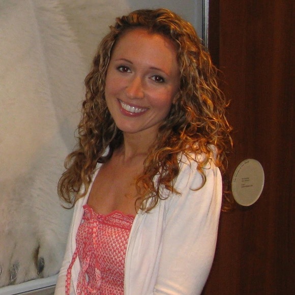 Meet your Posher, Kristy - Picture 1 of 1